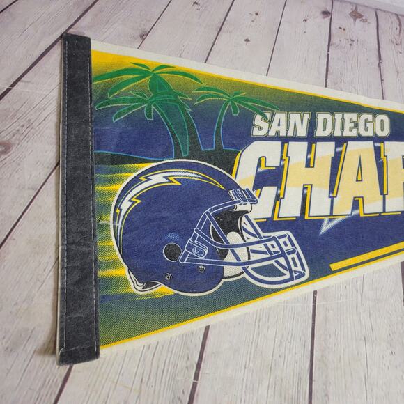 San Diego Chargers NFL Pennant Wincraft Regular Size Felt Pennant Vintage - Picture 3 of 9